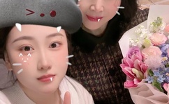 学长扒开我的乳罩捏我乳小说